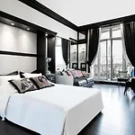 Balcony-Champs Elysees