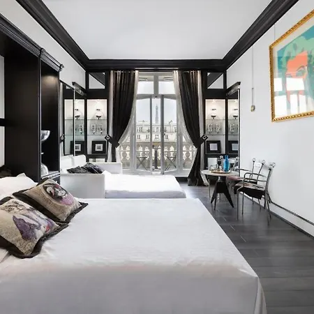 Appartamento Balcony- Avenue -champs Elysees Parigi