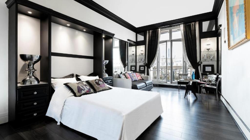 Balcony-champs Elysees Appartamento